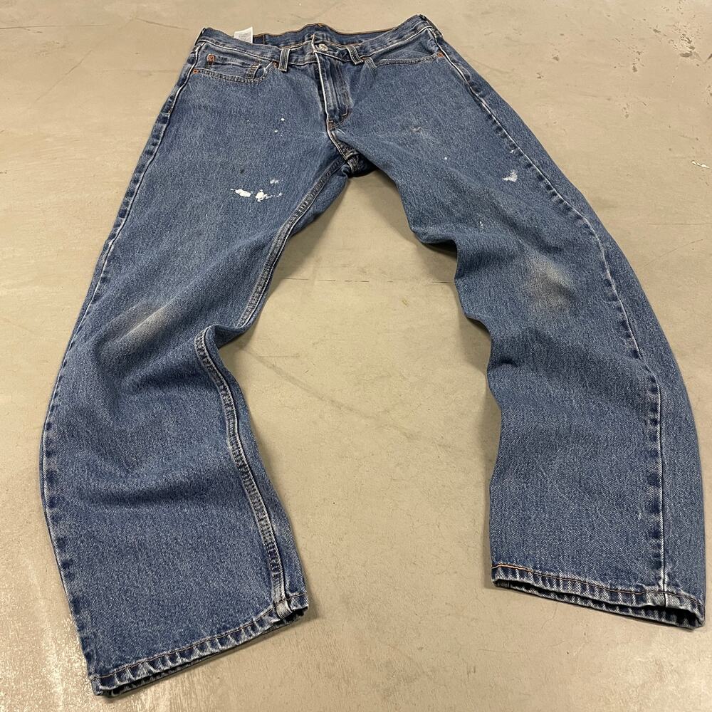 y2k thrashed baggy Levi’s 550 jeans 32x32